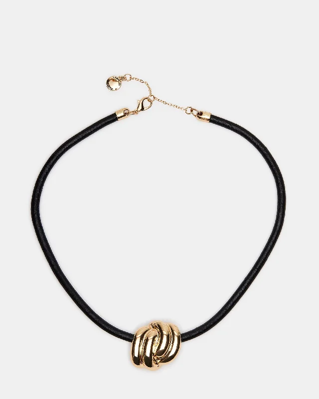 KNOT NECKLACE GOLD