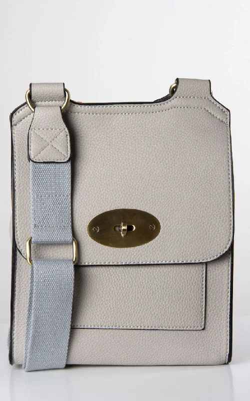 Classic leather satchels for men with rustic finishes for a rugged, stylish look -Messenger Bag | Pale Grey