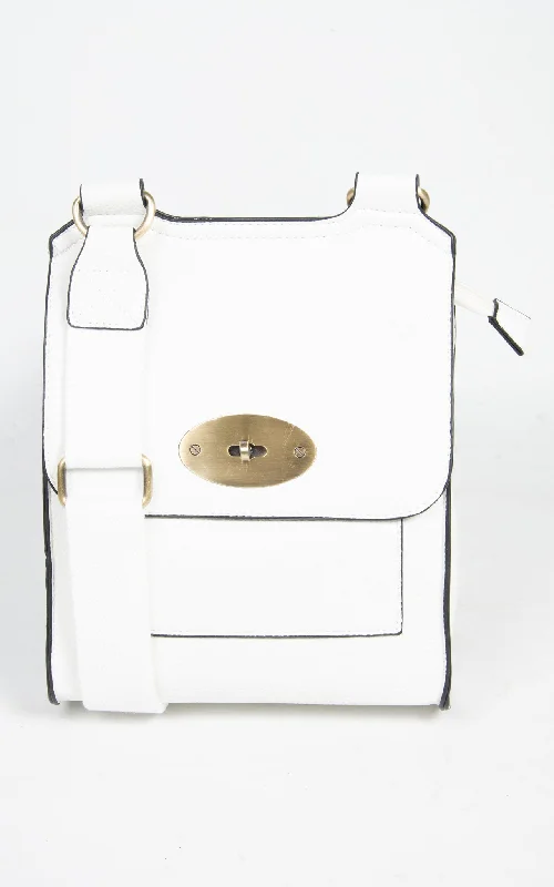 Minimalist satchels for women with simple shapes and functional designs -Messenger Bag |  White