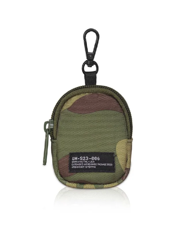 Heavy-duty canvas backpack for tough work environments -Multi-utility pouch // Camo