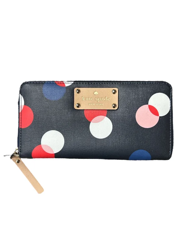 Handle bags with sleek silhouettes for fashion -Wallet Designer By Kate Spade, Size: Large