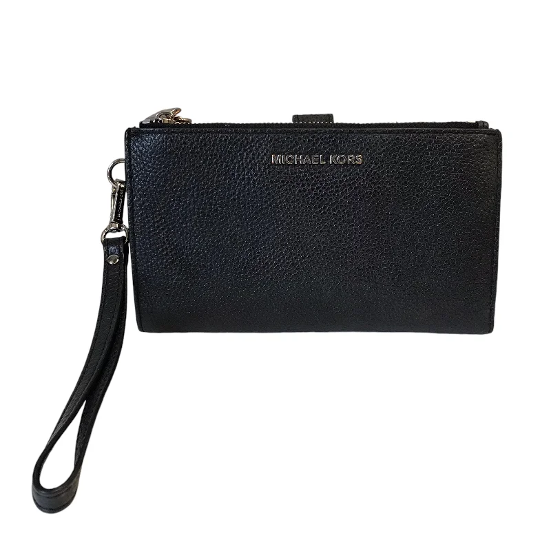 Handle bags with perforated details for style -Wallet Designer By Michael Kors In Black, Size:Medium