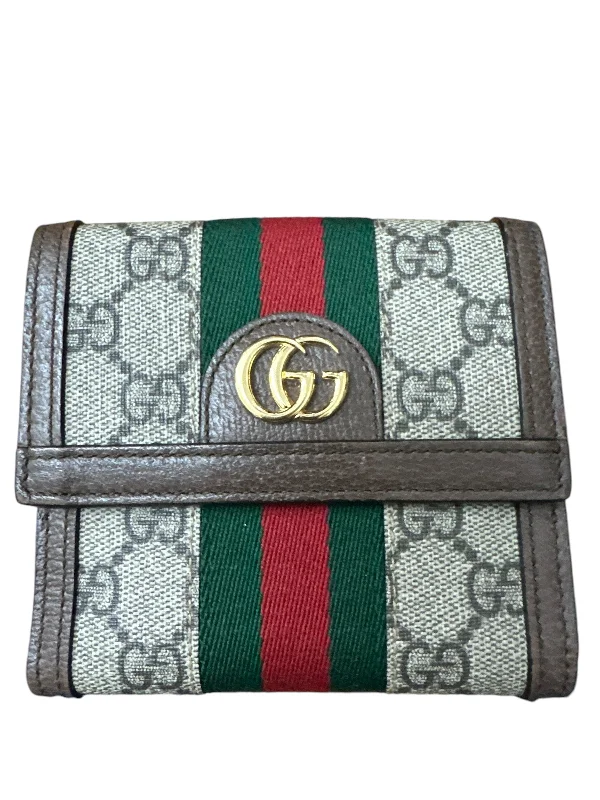 Handle bags with reinforced stitching for durability -Wallet Luxury Designer By Gucci, Size: Medium