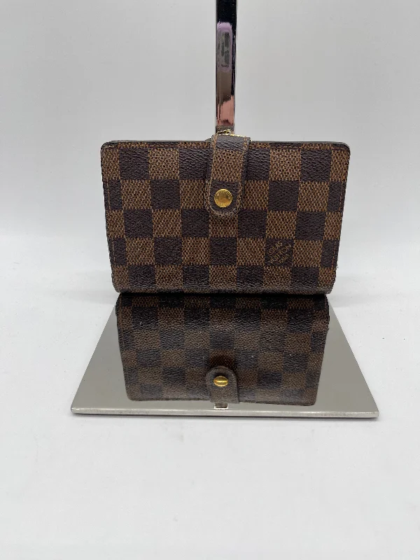 Cotton handle bags for lightweight casual wear -Wallet Luxury Designer By Louis Vuitton, Size: Medium